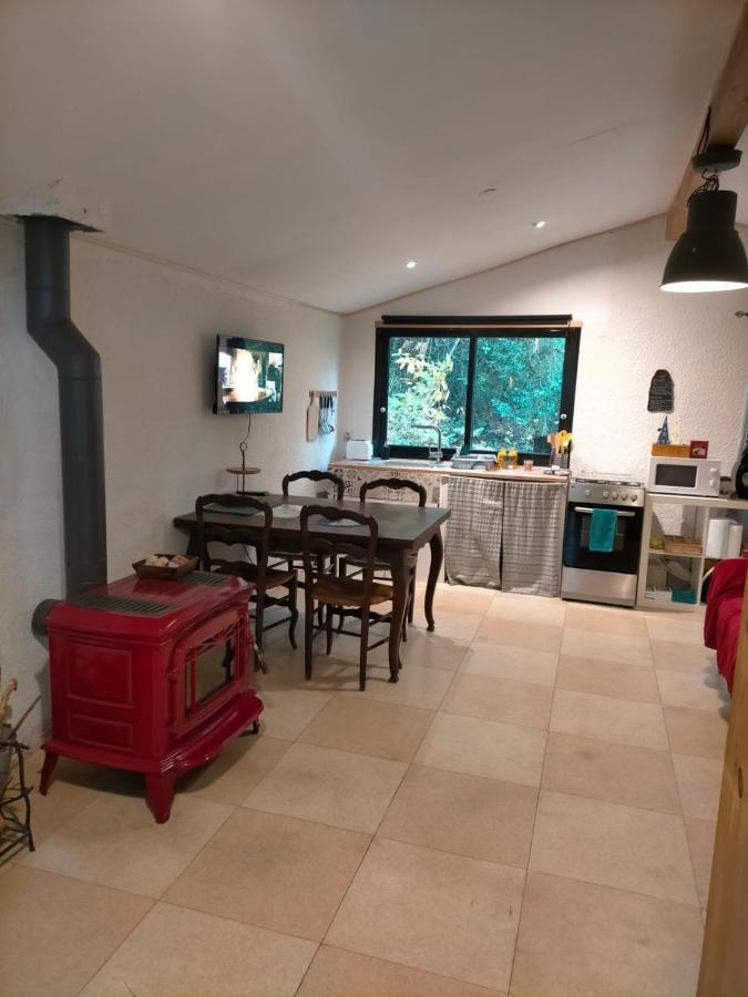 L'Aire Du Paon Aire-sur-lʼAdour Exterior foto